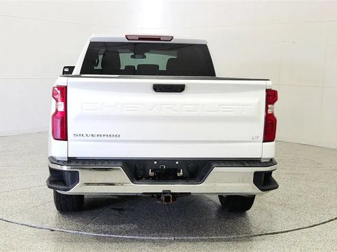 Used 2023 Chevrolet Silverado 1500 LT AWD/4WD image 6