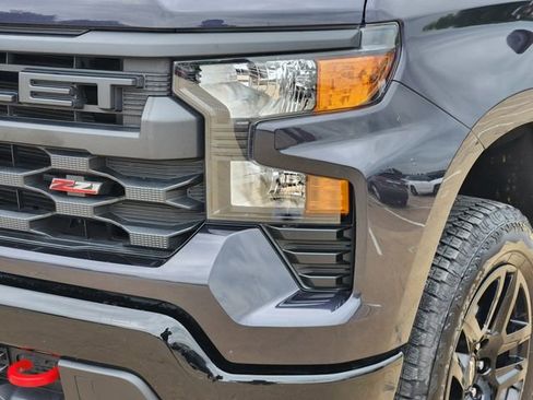 Used 2024 Chevrolet Silverado 1500 Custom Trail Boss AWD/4WD image 17