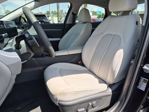 Used 2025 Hyundai Sonata SEL FWD image 25