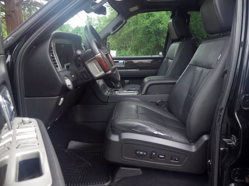 Used 2008 Lincoln Navigator 4WD image 11