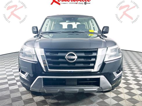 Used 2023 Nissan Armada S image 2