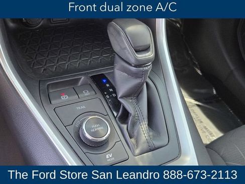 Used 2024 Toyota RAV4 XLE w/ Convenience Package AWD/4WD image 20