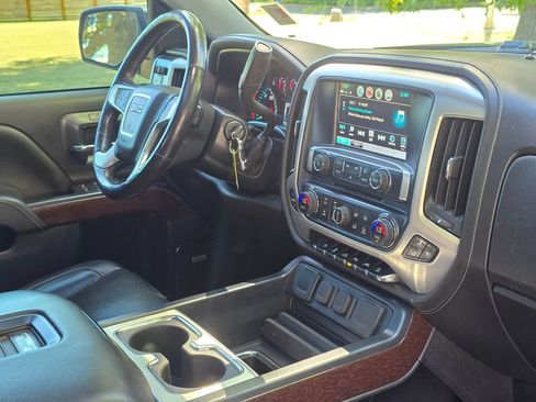 Used 2018 GMC Sierra 1500 SLT AWD/4WD image 20