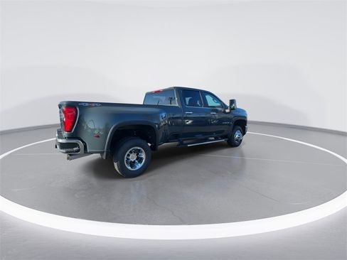 New 2026 Chevrolet Silverado 3500 LTZ w/ LTZ Convenience Package image 8