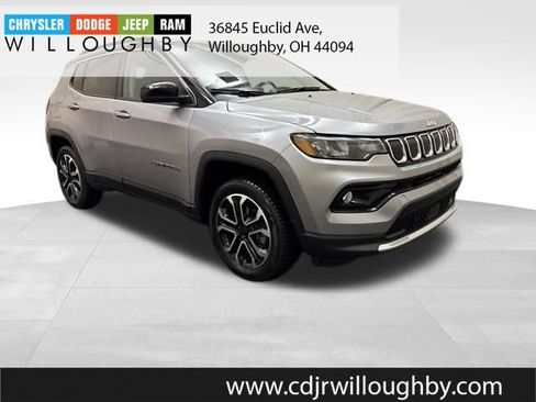 Used 2022 Jeep Compass Limited AWD/4WD image 4