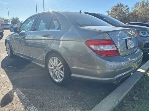 Used 2008 Mercedes-Benz C 300 Sedan image 2
