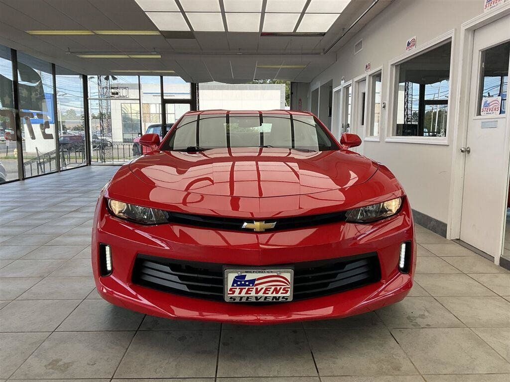 Used 2018 Chevrolet Camaro LT RWD image 2