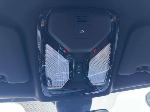 Used 2023 BMW X5 xDrive45e w/ M Sport Package image 32