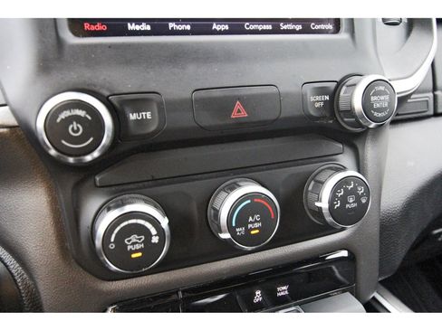 Used 2020 RAM 1500 Big Horn AWD/4WD image 28