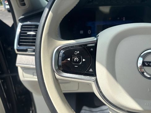 Certified 2024 Volvo XC90 T8 Ultimate w/ Protection Package Premier AWD/4WD image 17