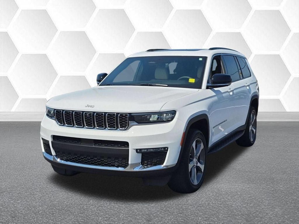 Certified 2025 Jeep Grand Cherokee L Limited w/ Luxury Tech Group II AWD/4WD image 7