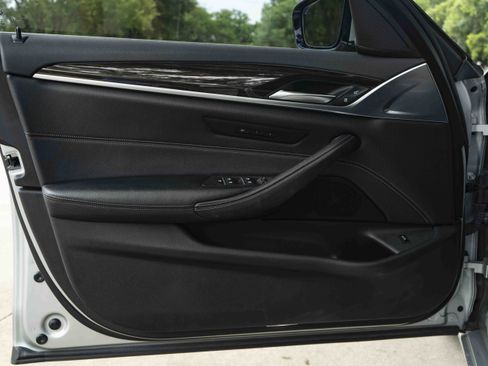 Used 2017 BMW 530i RWD image 37