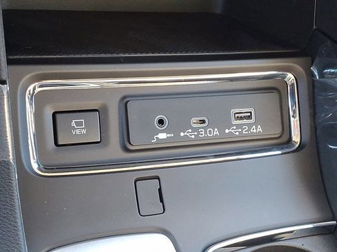 New 2026 Subaru Ascent Limited image 16