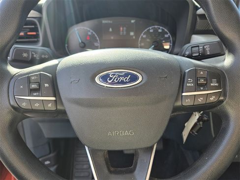 Used 2022 Ford Maverick XLT image 26