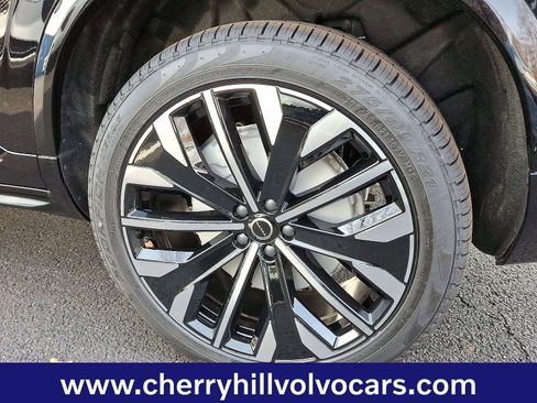 New 2026 Volvo XC90 B6 Plus w/ Protection Package Premier image 6