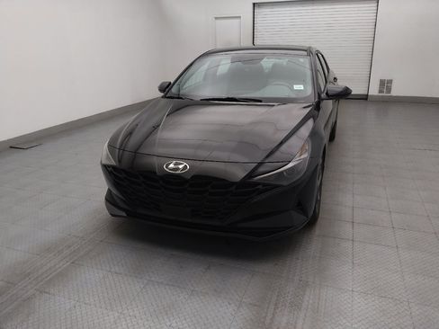 Used 2023 Hyundai Elantra SEL w/ Convenience Package image 15