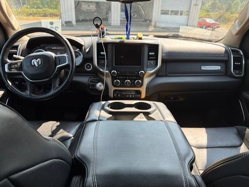 Used 2019 RAM 1500 Laramie w/ Bed Utility Group AWD/4WD image 6