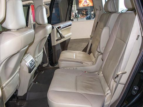 Used 2018 Lexus GX 460 Premium image 15