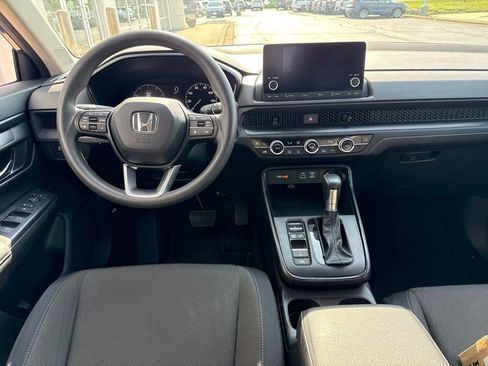 Certified 2025 Honda CR-V EX image 7