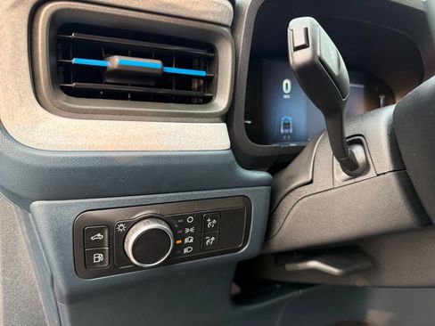 New 2026 Ford Maverick XLT w/ XLT Luxury Package FWD image 17