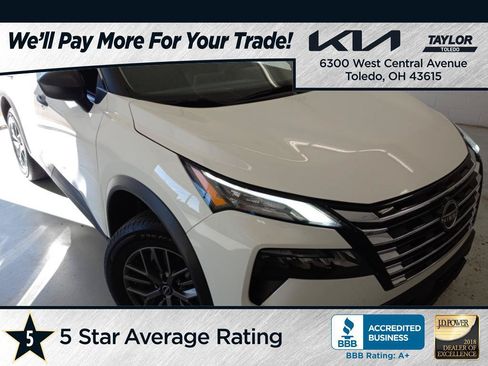 Used 2024 Nissan Rogue S FWD image 1