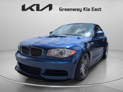 Used 2011 BMW 135i Convertible w/ Premium Pkg RWD image 10