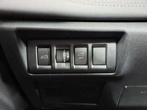 Used 2024 Subaru Outback Limited AWD/4WD image 25