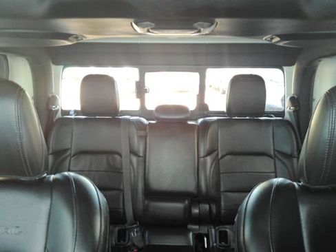 Used 2022 Jeep Gladiator Sport image 28