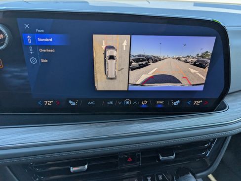 New 2026 Chevrolet Suburban LT w/ Comfort Package AWD/4WD image 28