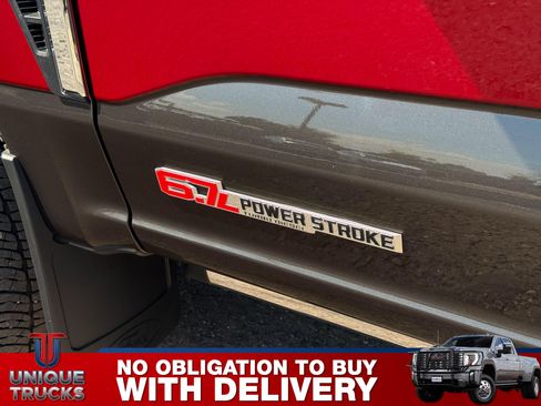 Used 2025 Ford F350 King Ranch image 9