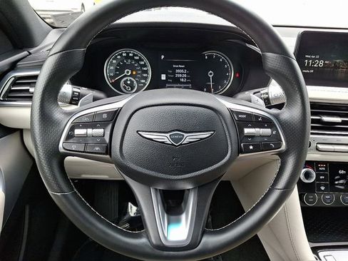 Used 2024 Genesis G70 2.5T AWD/4WD image 17