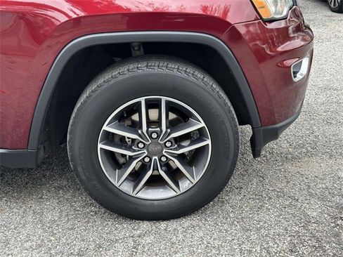 Certified 2019 Jeep Grand Cherokee Limited image 10