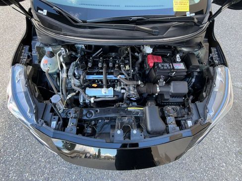 Used 2025 Nissan Versa SV image 30