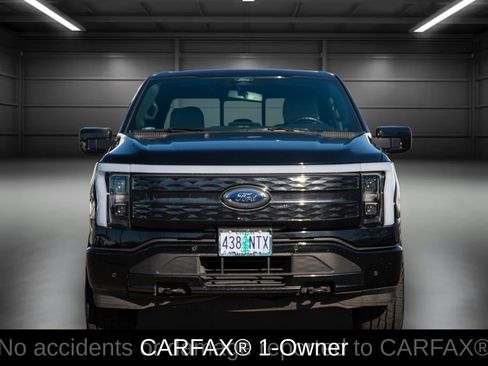 Used 2022 Ford F150 Lightning Platinum image 2