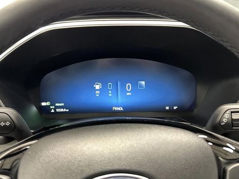 Used 2023 Ford Escape SE w/ PHEV Premium Package image 19