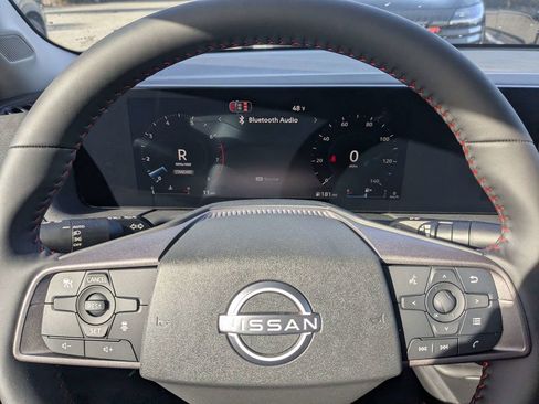 New 2026 Nissan Sentra SR w/ Floor Mat Package FWD image 29