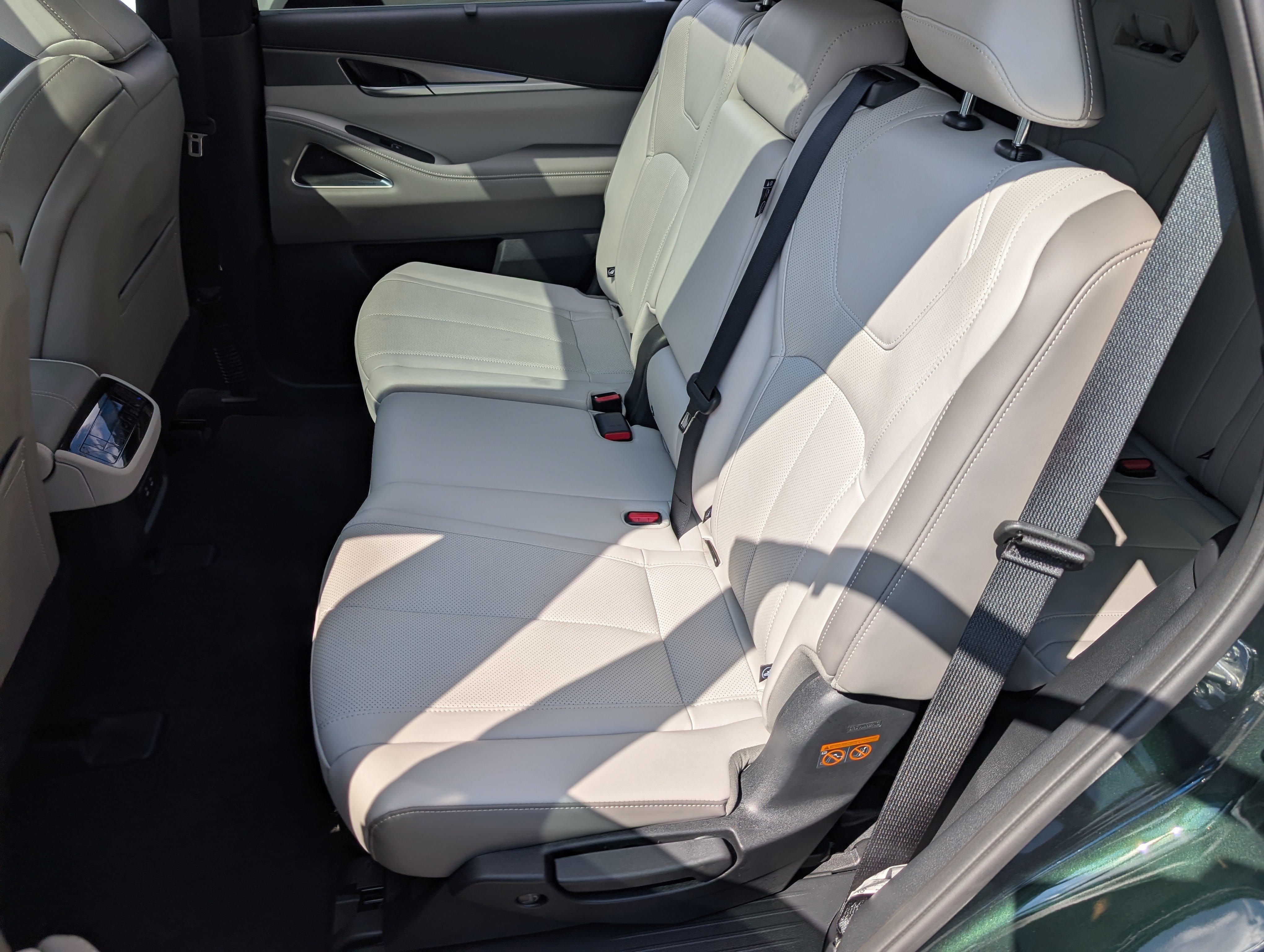 Used 2026 INFINITI QX60 Luxe w/ Cargo Package AWD/4WD image 18