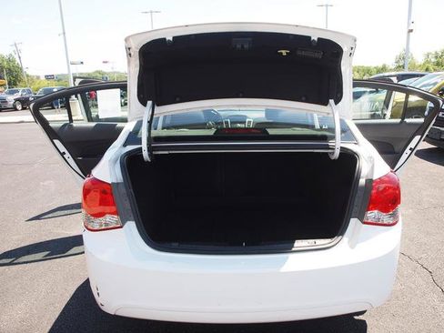 Used 2014 Chevrolet Cruze LT FWD image 5