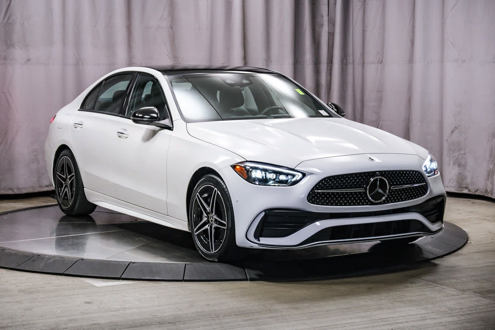 Used 2022 Mercedes-Benz C 300 Sedan image 5