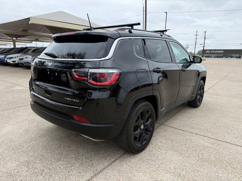 Used 2018 Jeep Compass Limited w/ Navigation Group image 7