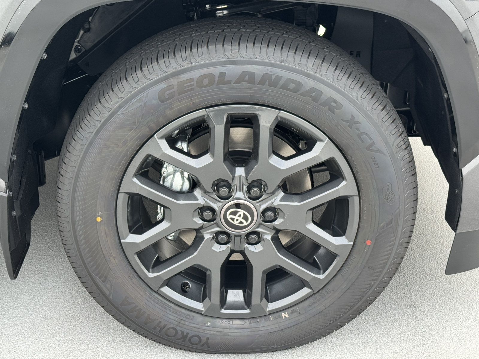 New 2026 Toyota Sequoia Platinum w/ Tow Technology Package AWD/4WD image 15