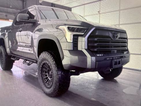 Used 2023 Toyota Tundra SR5 AWD/4WD image 11