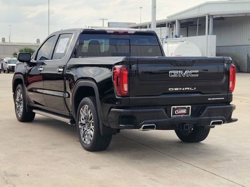 Used 2025 GMC Sierra 1500 Denali Ultimate AWD/4WD image 7