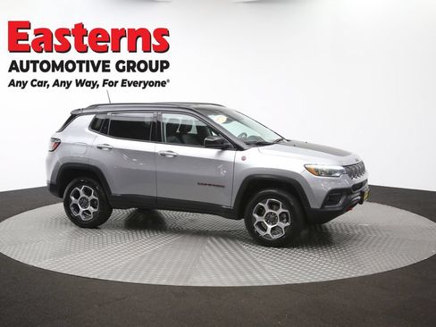 Used 2022 Jeep Compass Trailhawk w/ Trailhawk Elite Group AWD/4WD image 47
