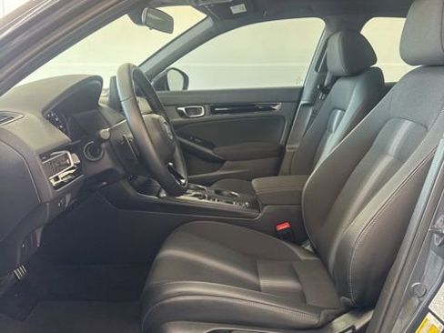Used 2025 Honda Civic Sport image 19