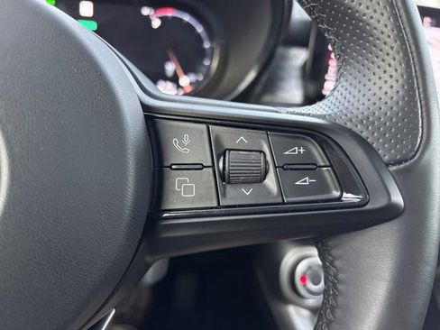 Used 2024 Alfa Romeo Tonale Ti image 30