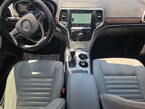 Used 2018 Jeep Grand Cherokee Limited AWD/4WD image 28