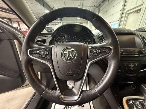 Used 2015 Buick Regal Premium image 25