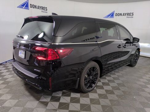 Used 2025 Honda Odyssey Sport-L image 6