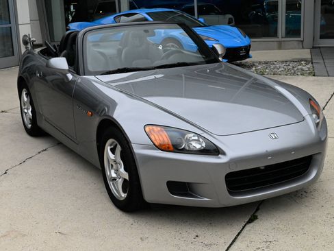 Used 2000 Honda S2000 image 45